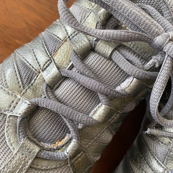 Nike Musique IV Size 7 Dance Cheer Zumba Sneaker - Picture 7 of 8